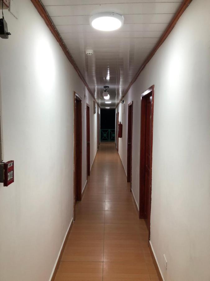 Reff Hotel Бокас дел Торо Екстериор снимка