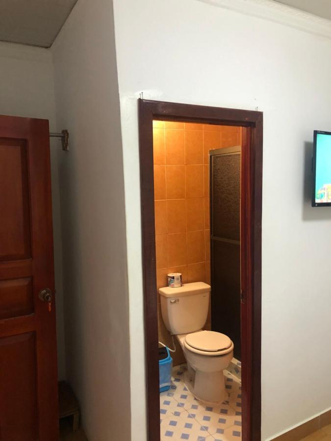 Reff Hotel Бокас дел Торо Екстериор снимка
